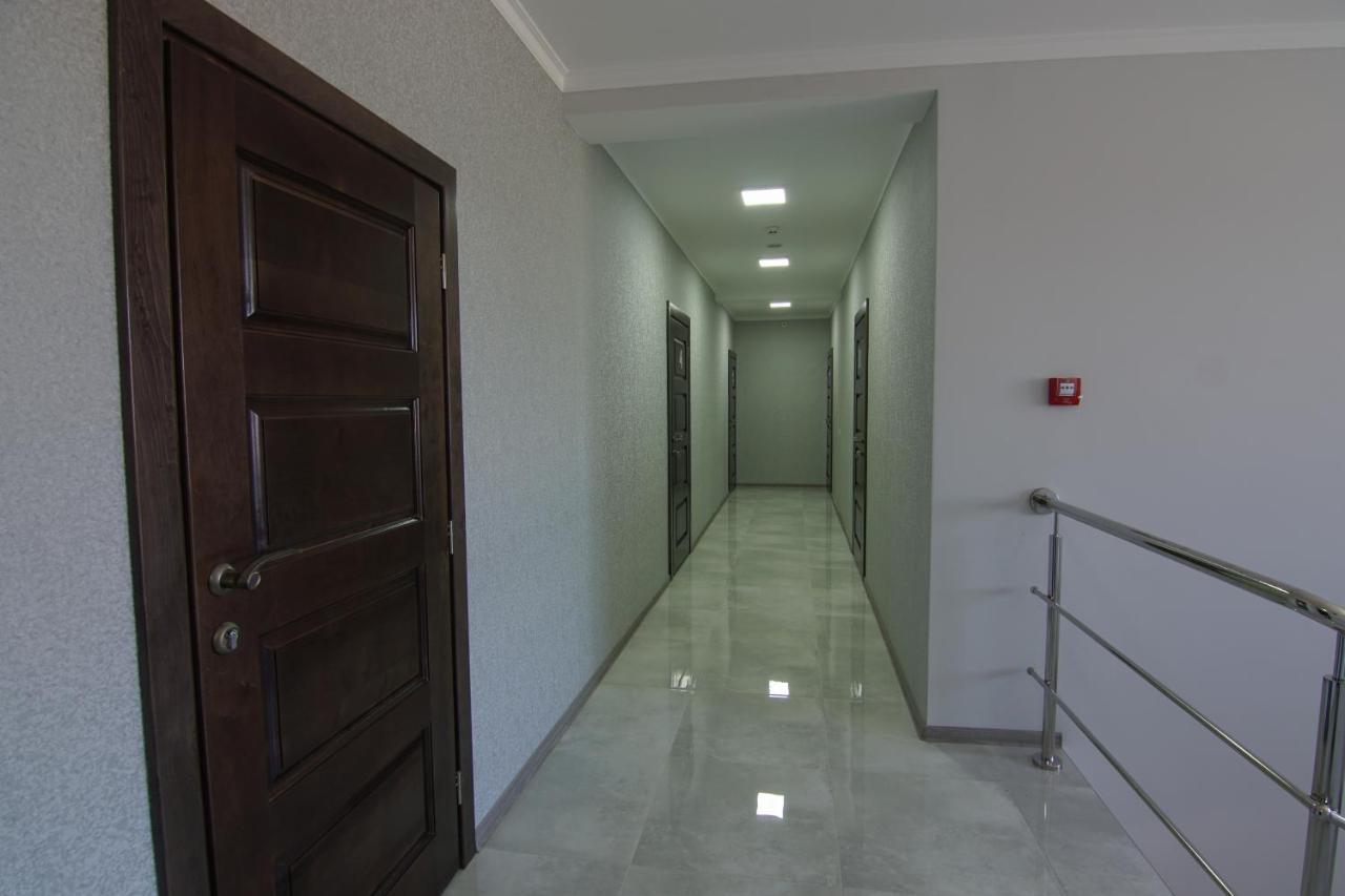 Gray Hotel فينوغراديف المظهر الخارجي الصورة